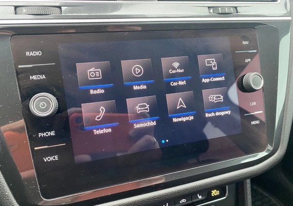 Volkswagen Tiguan cena 112500 przebieg: 93085, rok produkcji 2018 z Kalisz małe 596